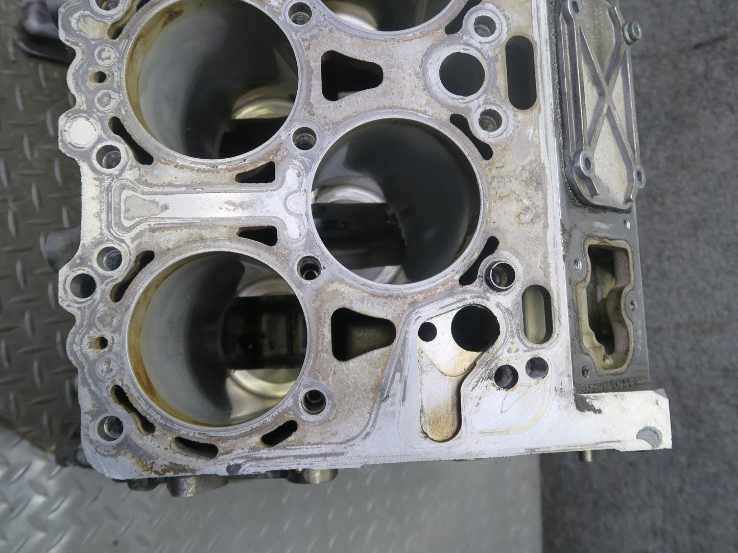2006-2012 Bentley Flying Spur 6.0L W12 Engine Motor Short Block 102K Miles