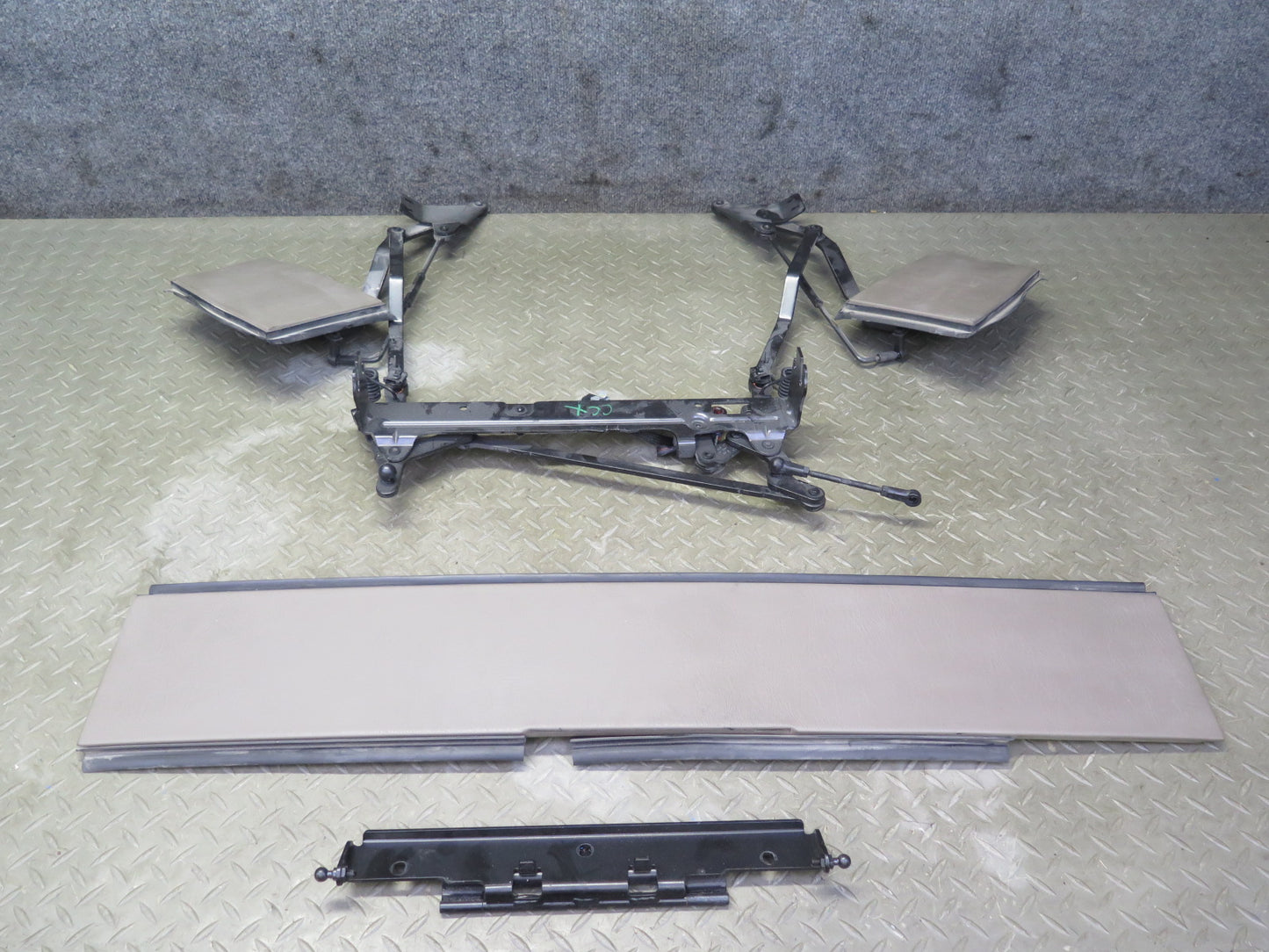 2004-2009 Cadillac XLR Left Right Side Hard TOP Flap Hinge Frame Lid Cover Set