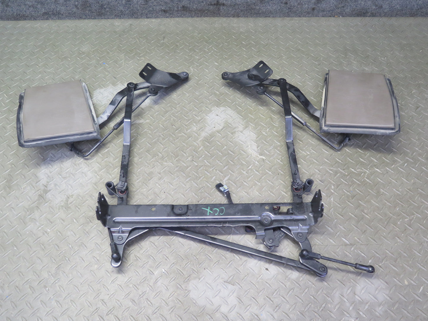 2004-2009 Cadillac XLR Left Right Side Hard TOP Flap Hinge Frame Lid Cover Set