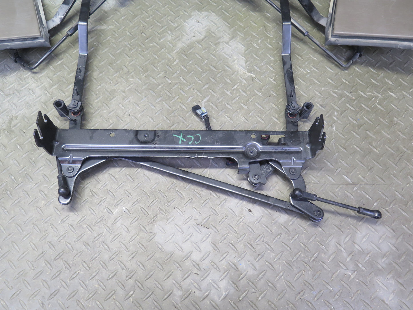 2004-2009 Cadillac XLR Left Right Side Hard TOP Flap Hinge Frame Lid Cover Set