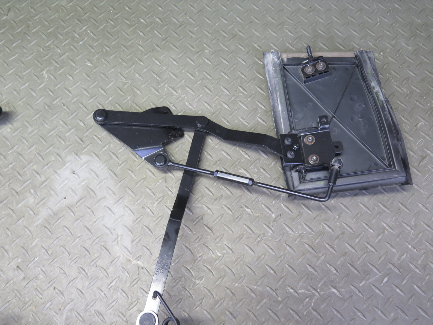 2004-2009 Cadillac XLR Left Right Side Hard TOP Flap Hinge Frame Lid Cover Set