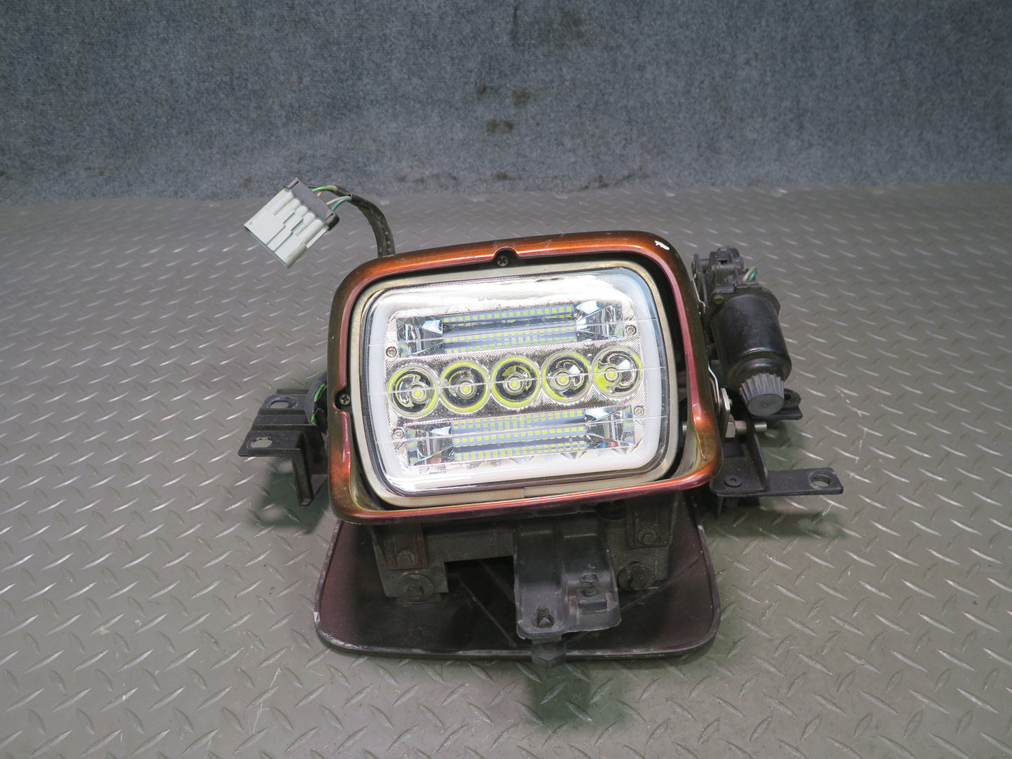 91-96 Chevrolet Corvette C4 Front Right POP UP Headlight Motor Cover Assembly