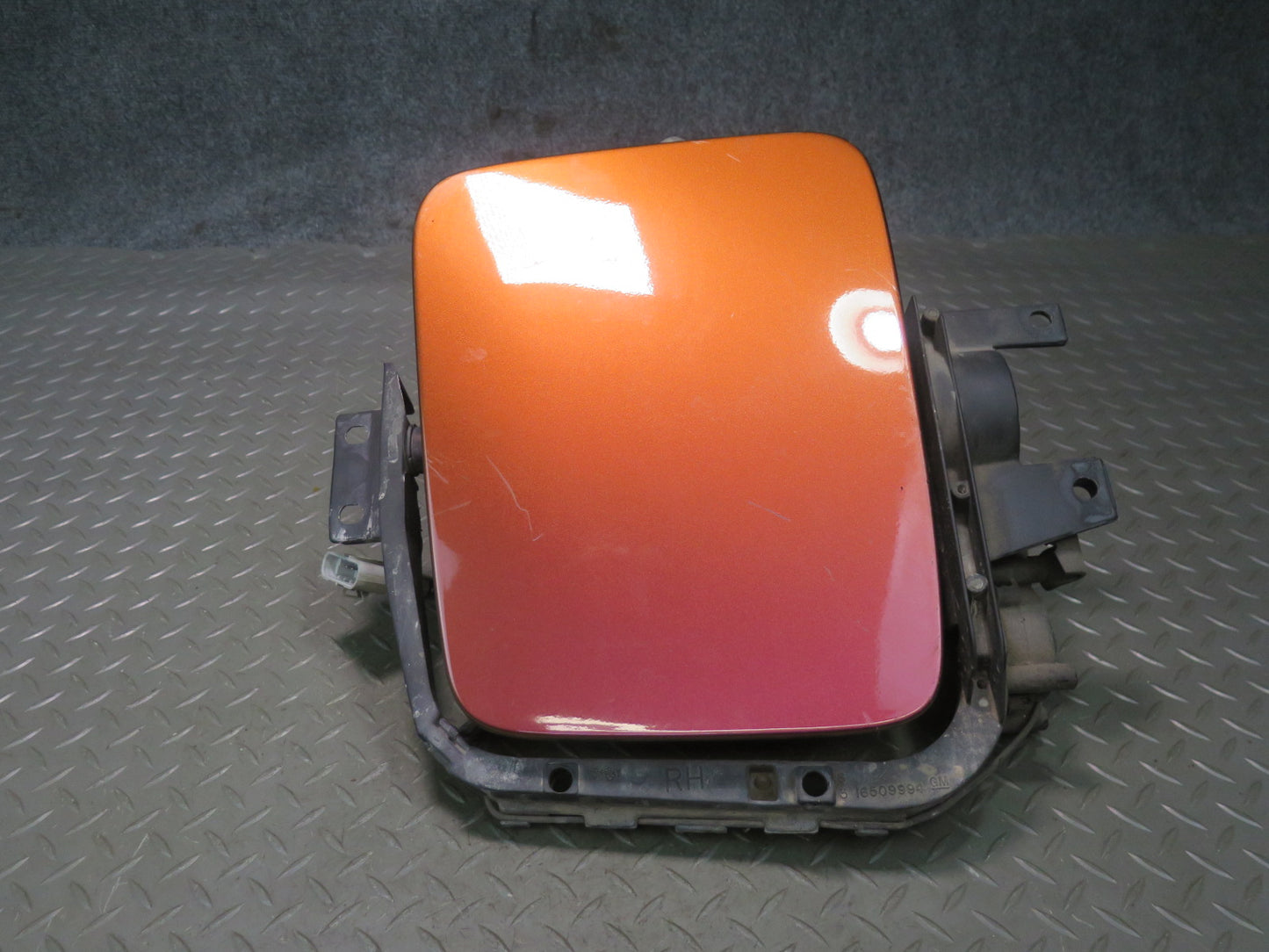 91-96 Chevrolet Corvette C4 Front Right POP UP Headlight Motor Cover Assembly