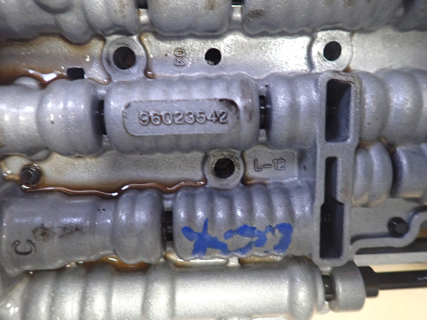 2004-2006 Cadillac XLR 4.6L V8 5-SPEED 5L50 Automatic Transmission Valve Body