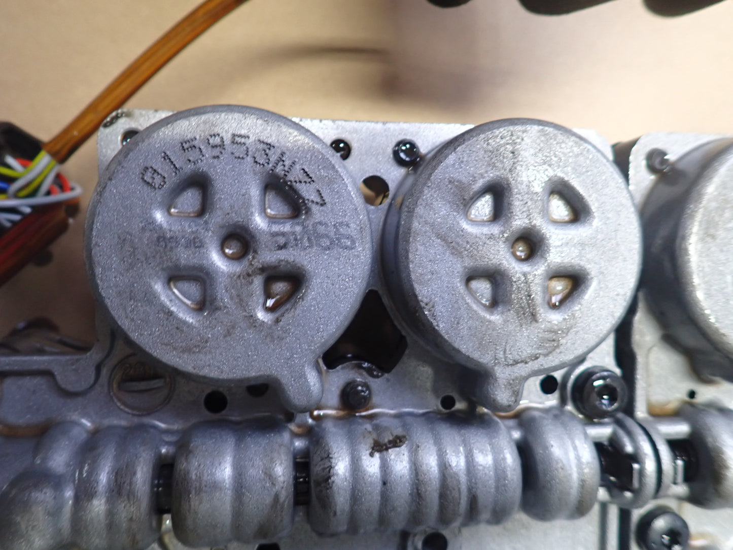 2004-2006 Cadillac XLR 4.6L V8 5-SPEED 5L50 Automatic Transmission Valve Body