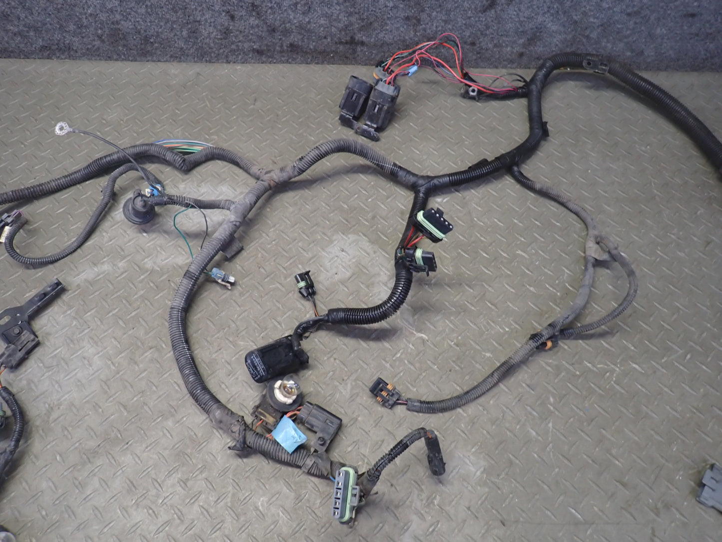 1993 Chevrolet Corvette C4 Front Bumper Headlight Wire Wiring Harness OEM