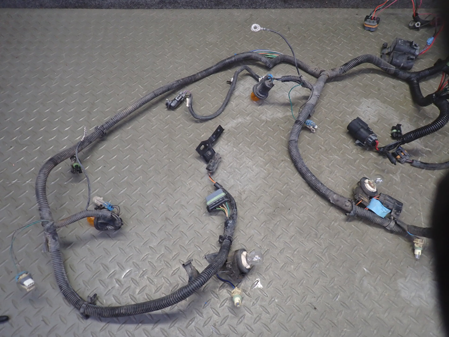 1993 Chevrolet Corvette C4 Front Bumper Headlight Wire Wiring Harness OEM