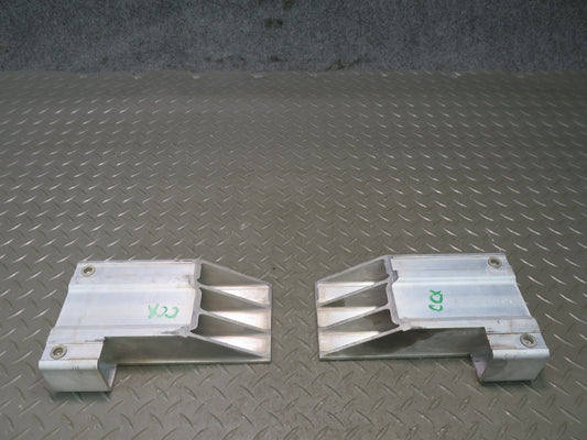 2004-2009 Cadillac XLR Front Left Right Bumper Reinforcement Bracket Support Set