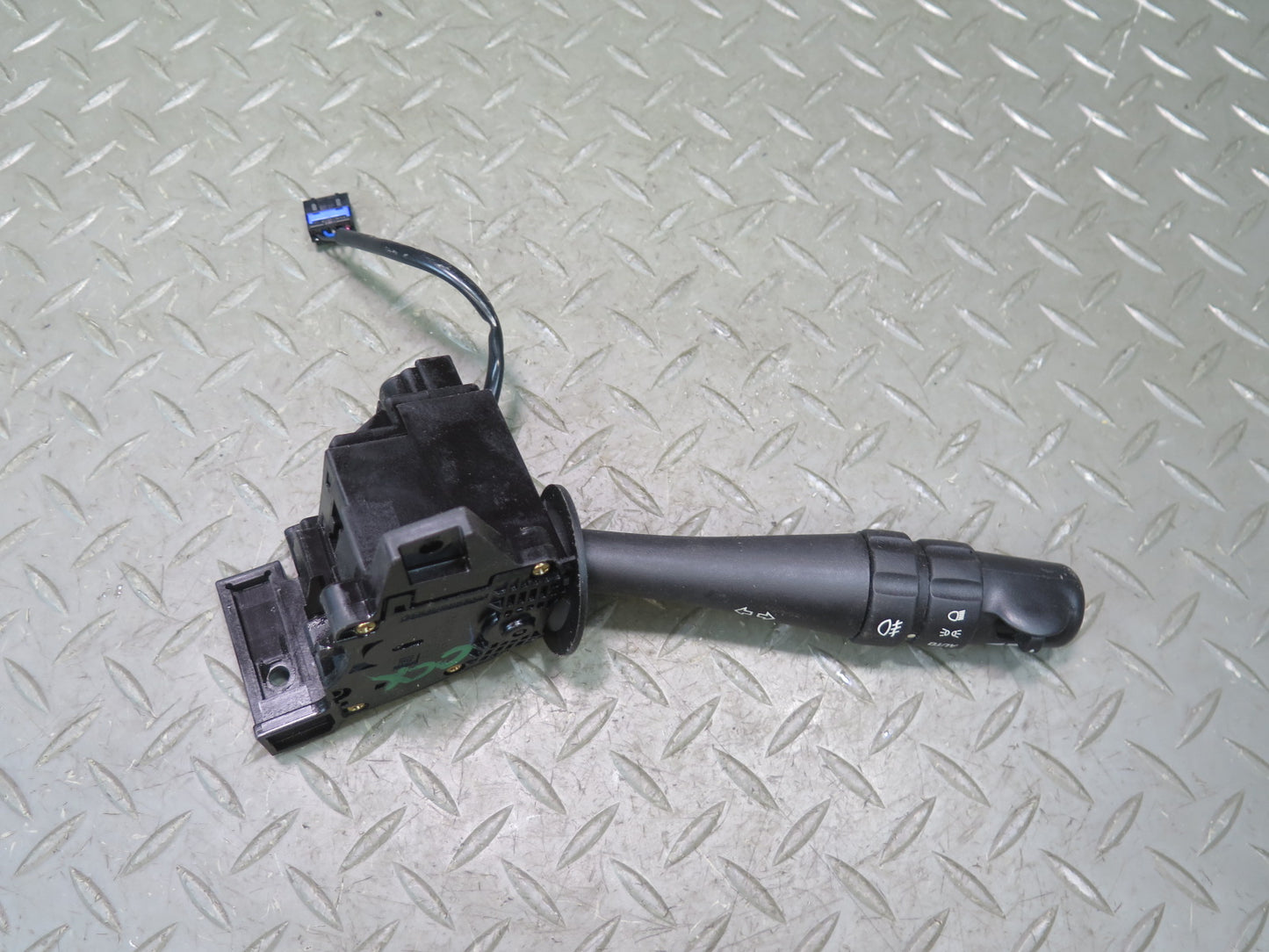 2004-2009 Cadillac XLR Steering Column Turn Signal Headlight Switch 1999391