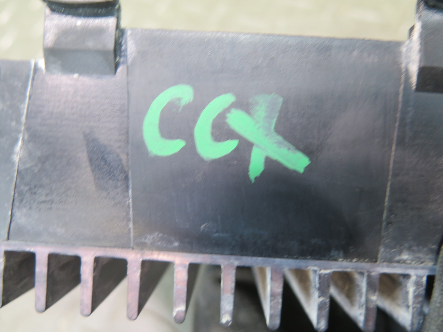 2004-2006 Cadillac XLR Gas Fuel Pump Control Module Unit 10337766