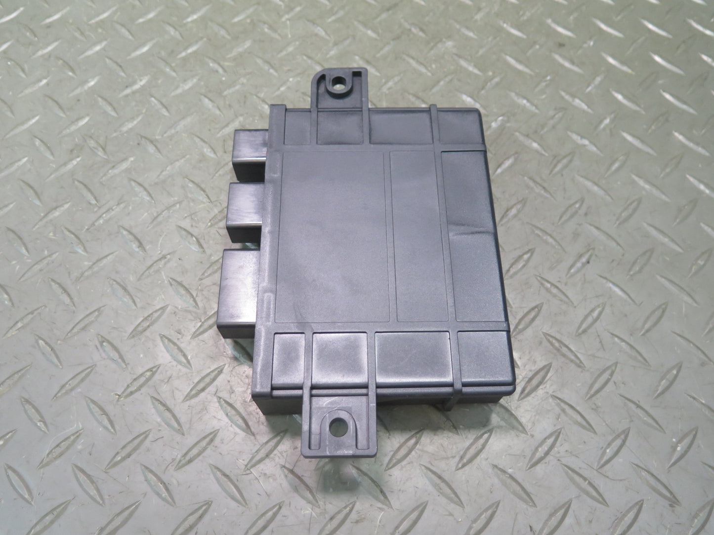2004-2007 Cadillac XLR Anti Theft Alarm Keyless Entry Door Lock Control Module