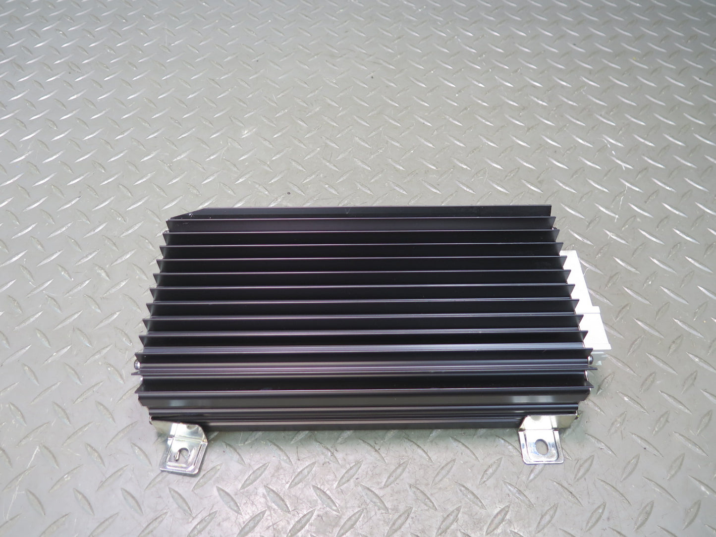 2004-2009 Cadillac XLR Bose Audio System Amplifier AMP 15254600