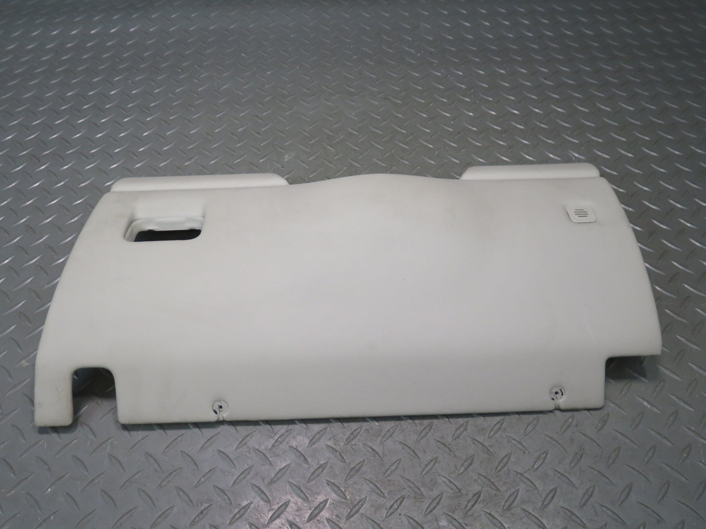 2004-2009 Cadillac XLR Dash Front Left Lower Knee Trim Panel 10440472