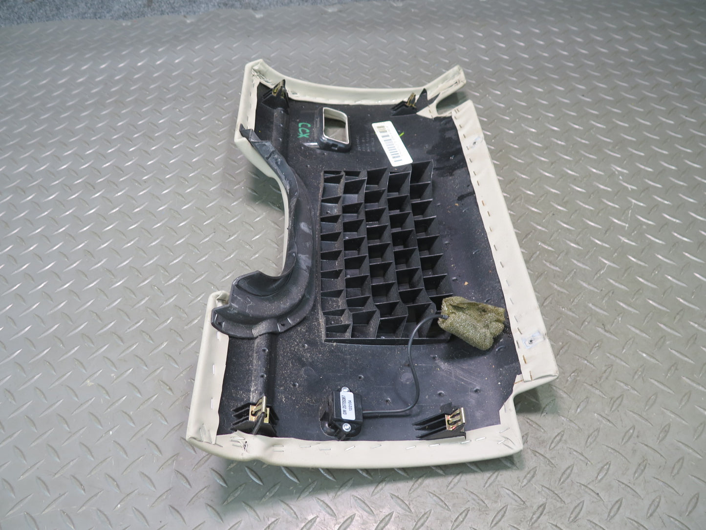 2004-2009 Cadillac XLR Dash Front Left Lower Knee Trim Panel 10440472