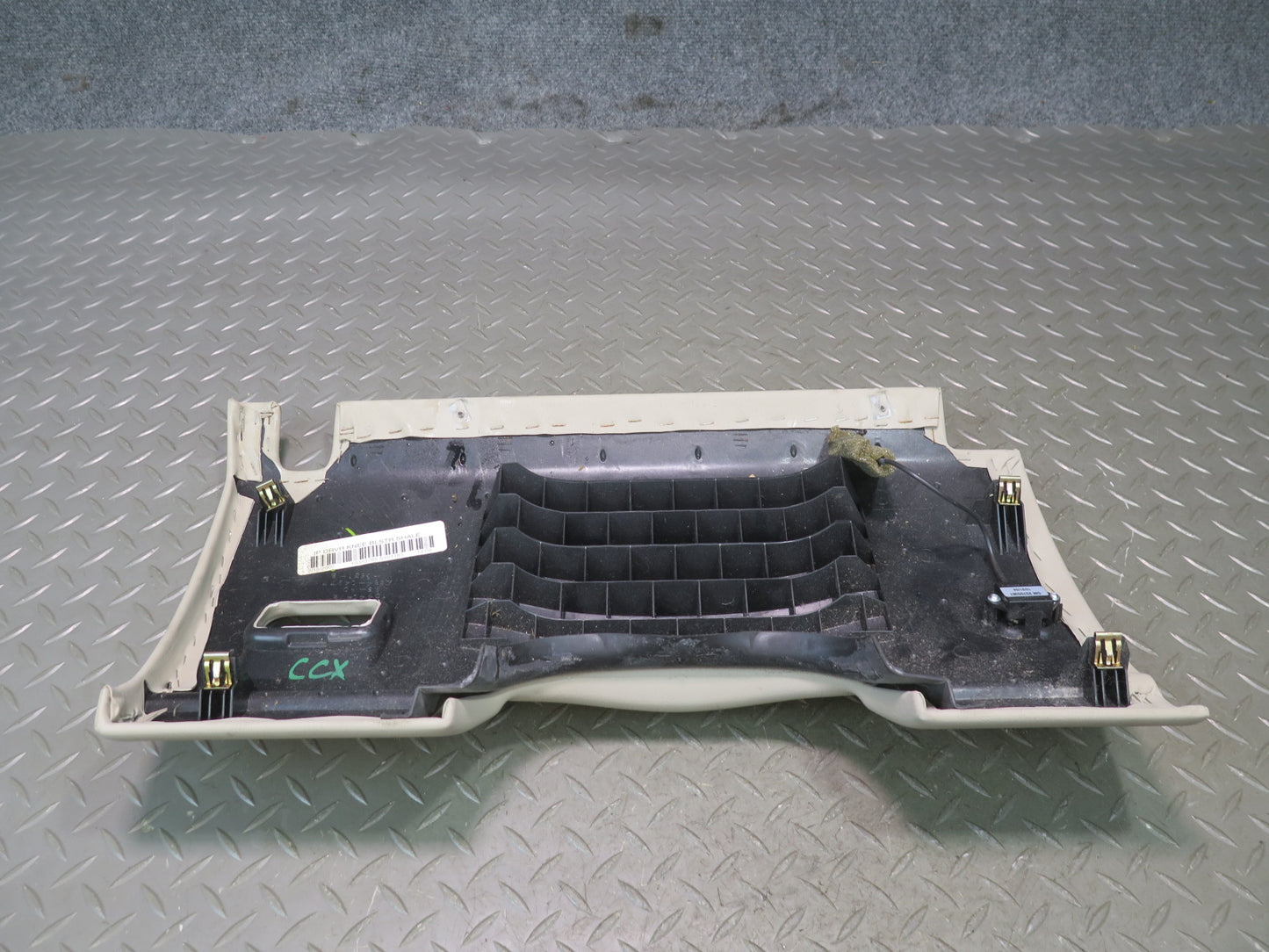 2004-2009 Cadillac XLR Dash Front Left Lower Knee Trim Panel 10440472