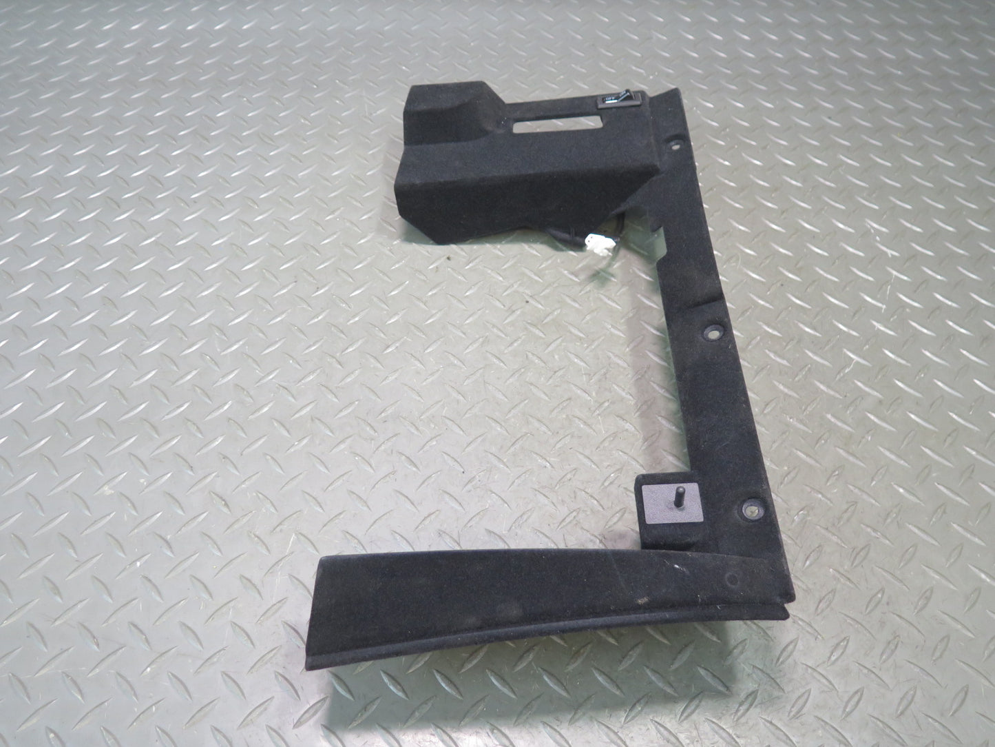 2004-2009 Cadillac XLR Glove Box Frame Trim Panel 10305572