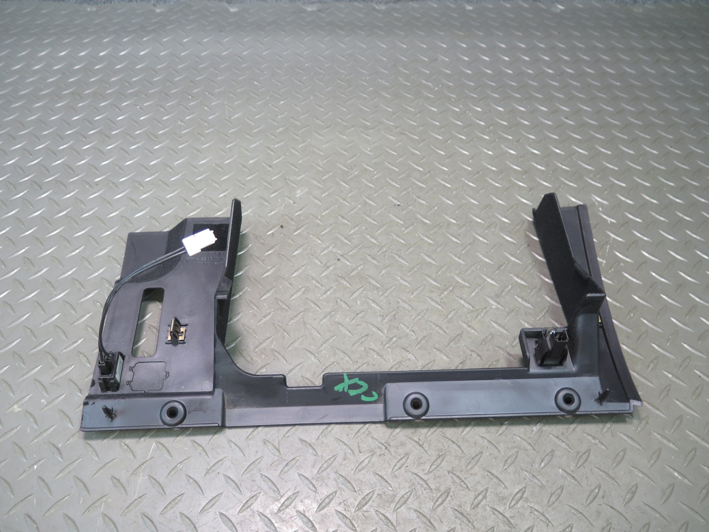 2004-2009 Cadillac XLR Glove Box Frame Trim Panel 10305572