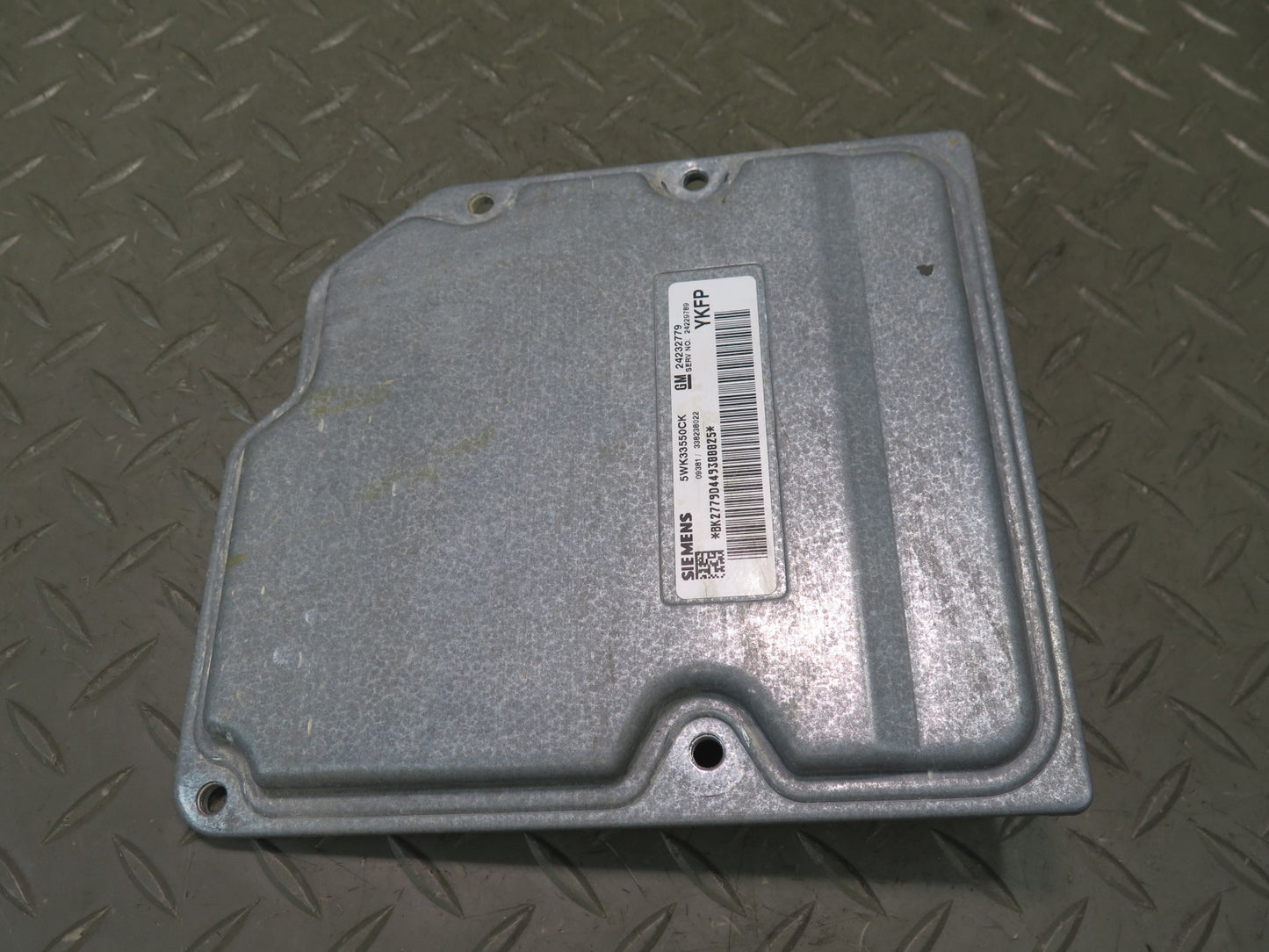 2004-2005 Cadillac XLR TCU TCM Transmission Control Module Unit 24232779