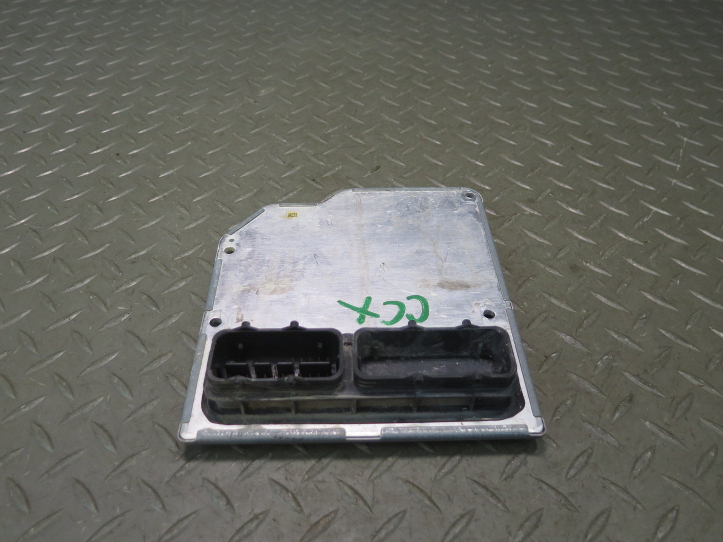 2004-2005 Cadillac XLR TCU TCM Transmission Control Module Unit 24232779