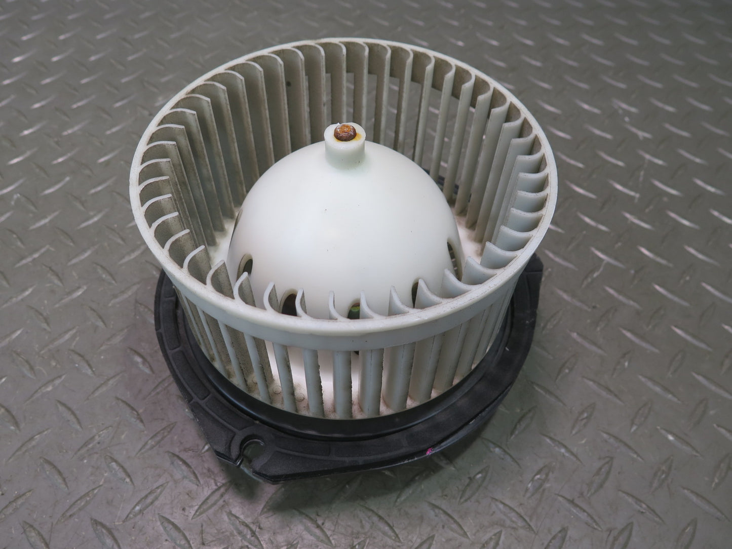 2004-2009 Cadillac XLR A/C Heater Blower Motor Fan 52494528