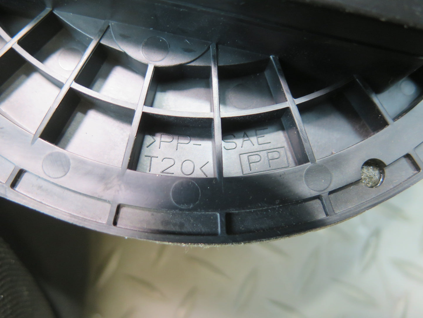 2004-2009 Cadillac XLR A/C Heater Blower Motor Fan 52494528