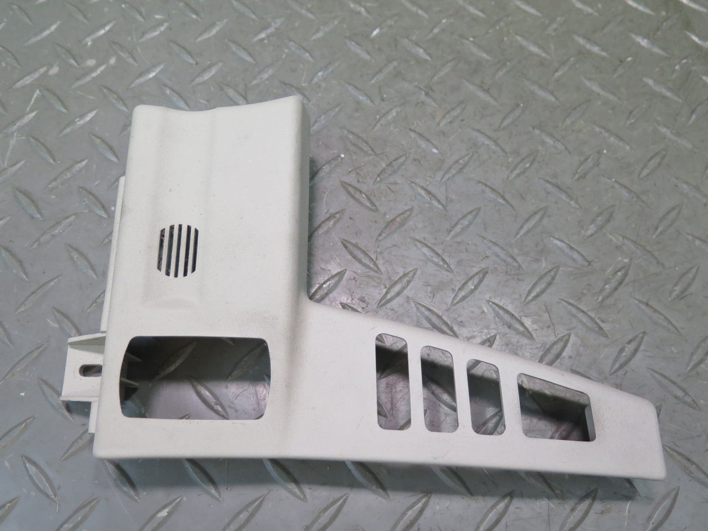 2004-2009 Cadillac XLR Right Head UP Display Switch Trim Bezel Panel 10392760