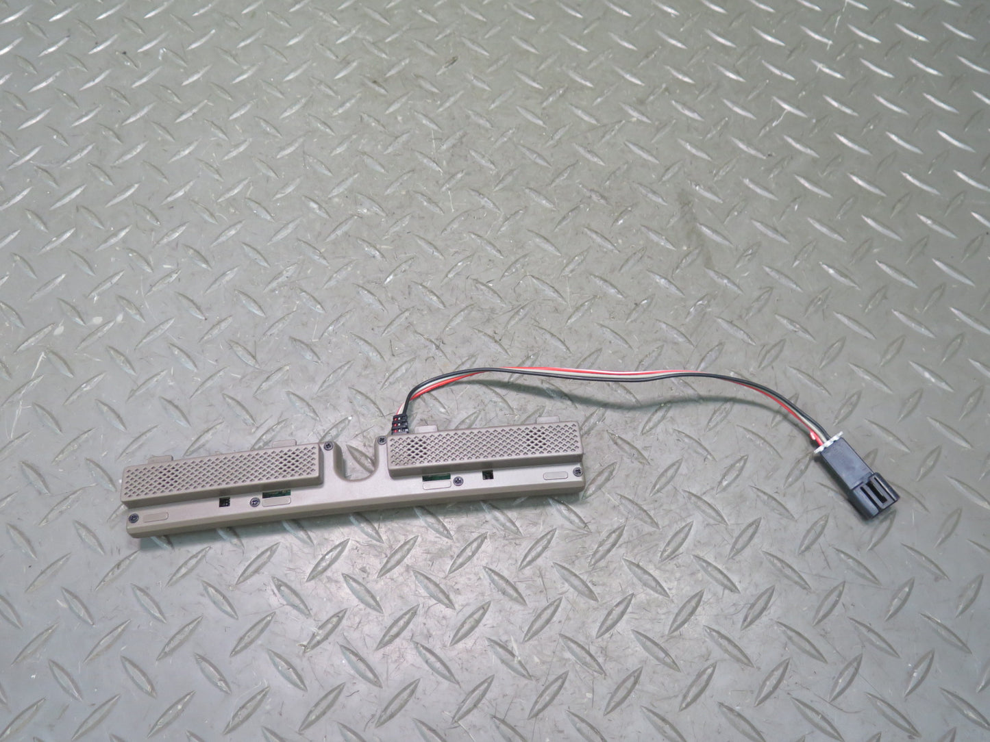2004-2009 Cadillac XLR Headliner Upper Microphone MIC 10318959