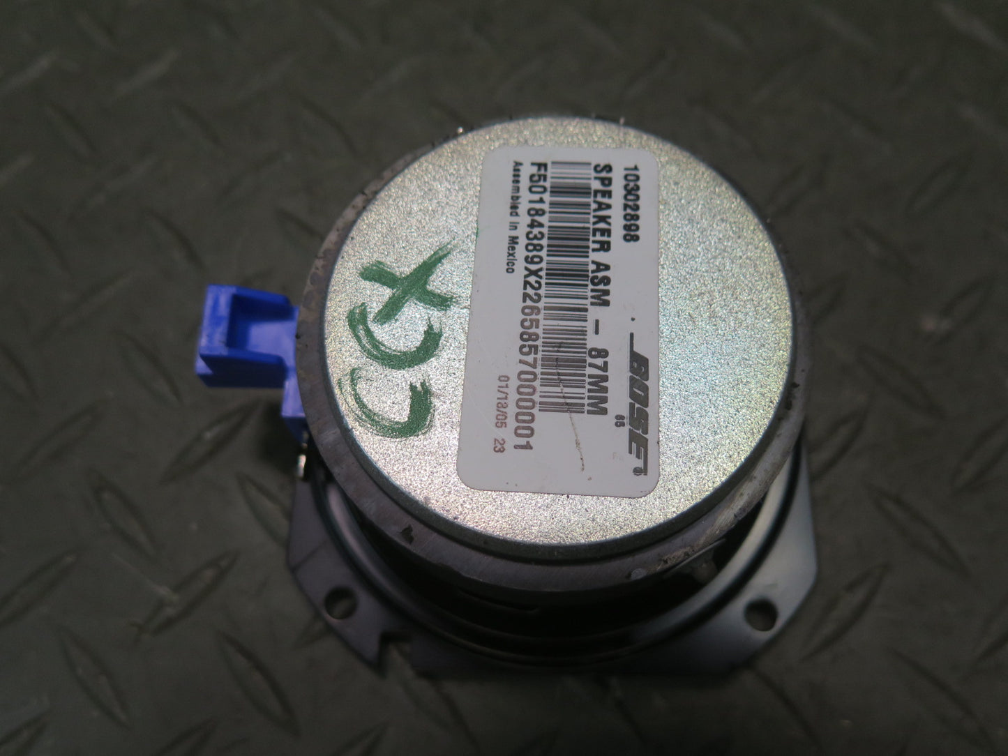 2004-2009 Cadillac XLR Dash Center Speaker 10302898