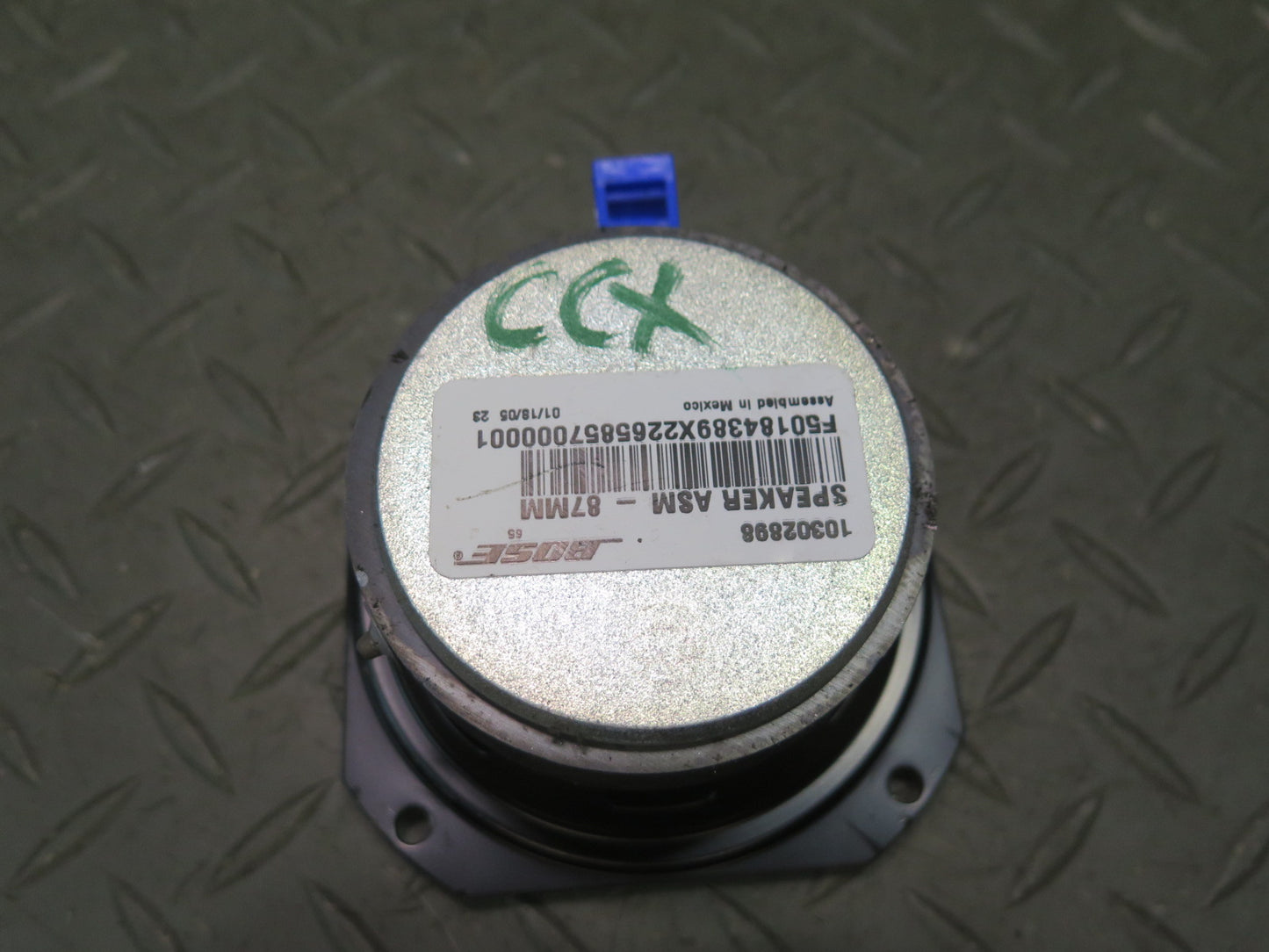 2004-2009 Cadillac XLR Dash Center Speaker 10302898