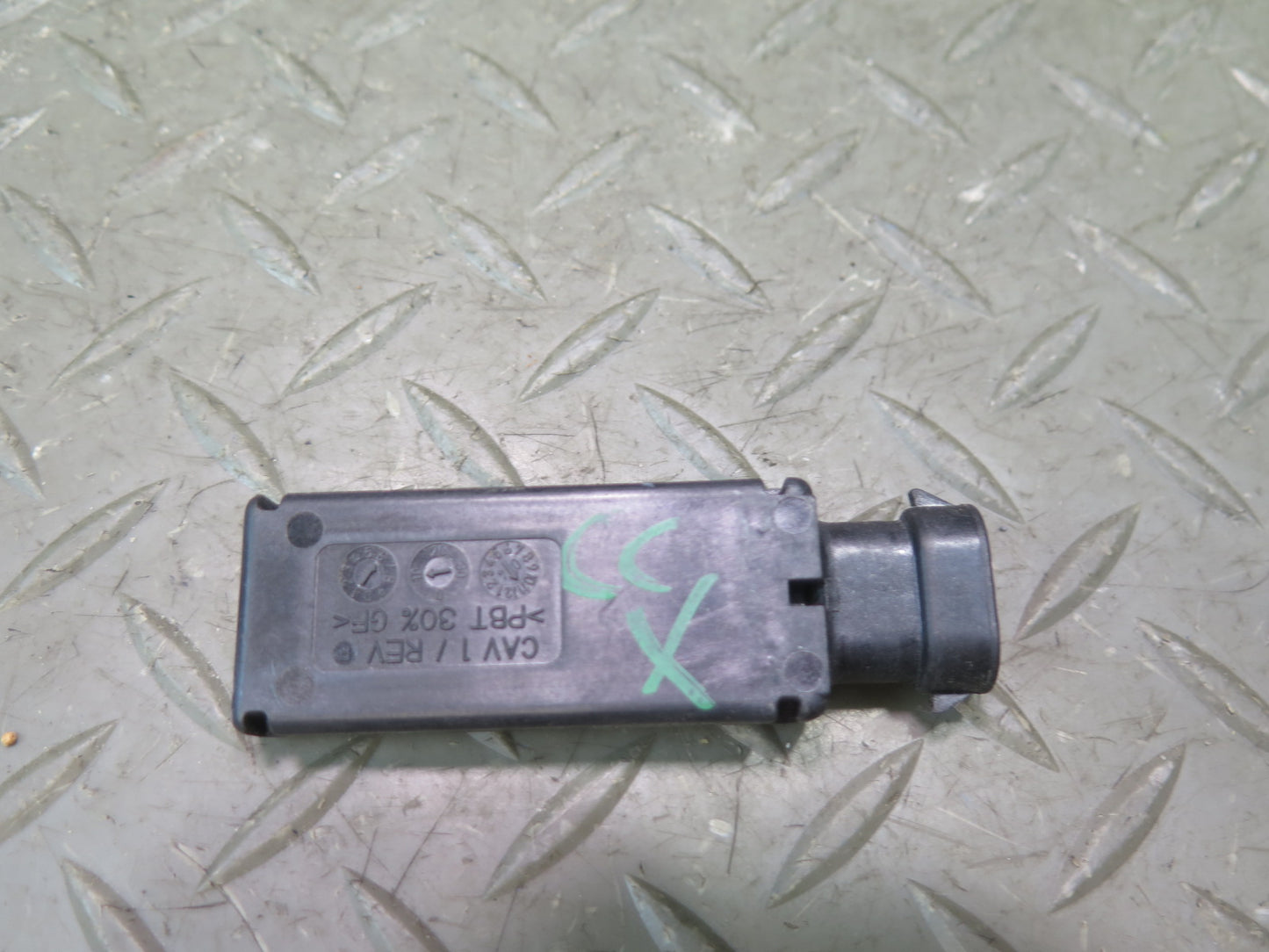 2004-2009 Cadillac XLR Keyless Entry Antenna Sensor Set of 3