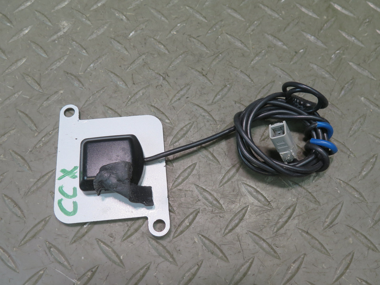 2004-2009 Cadillac XLR Interior GPS Navigation Radio Antenna 10346187