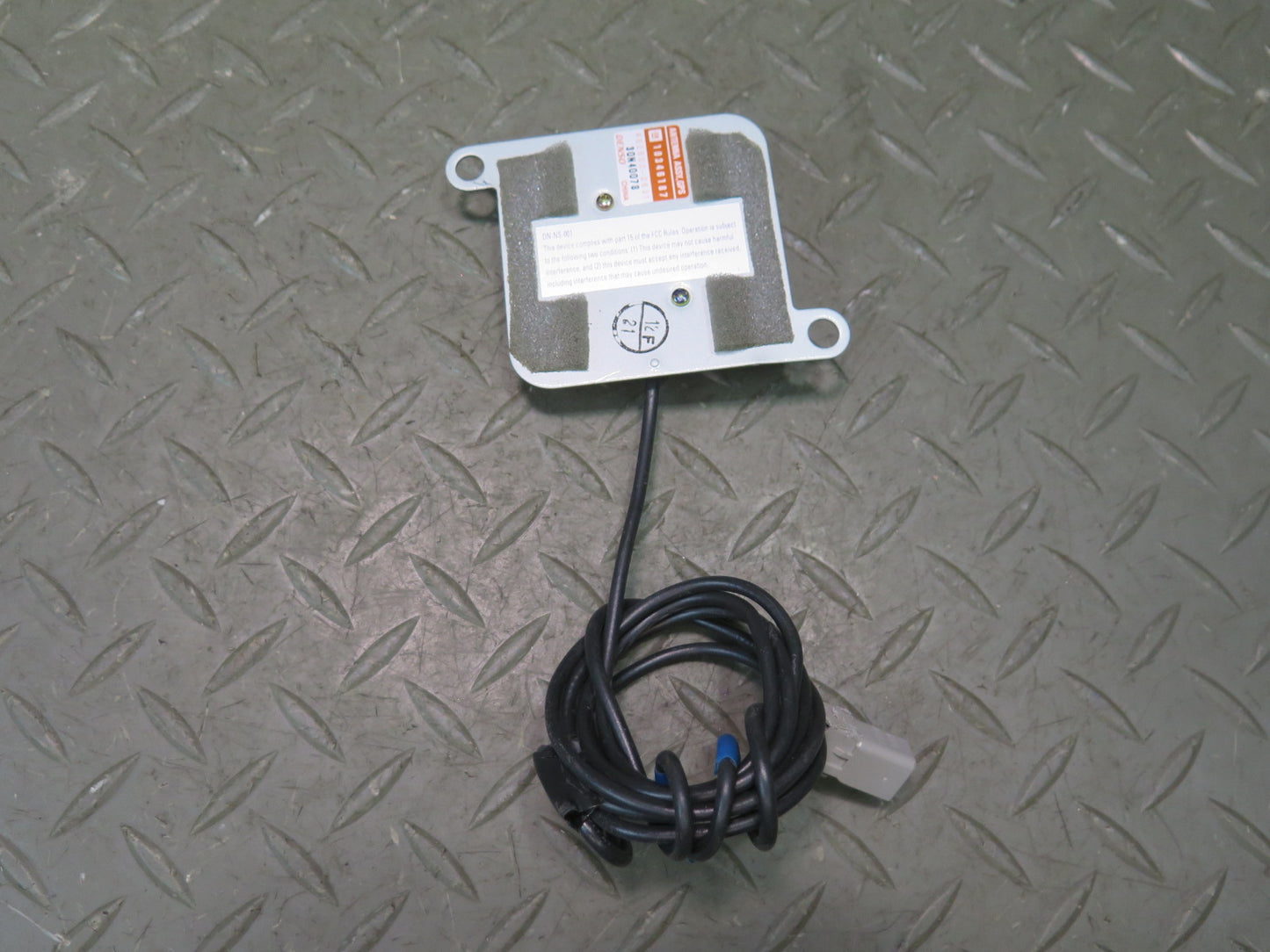 2004-2009 Cadillac XLR Interior GPS Navigation Radio Antenna 10346187