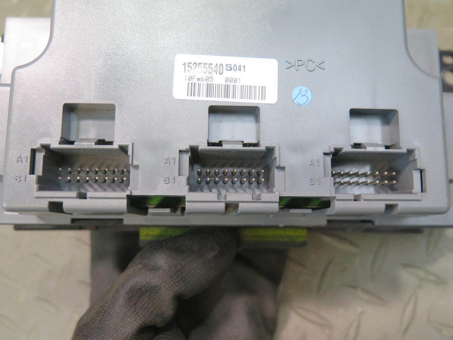 2004-2005 Cadillac XLR A/C Heater Climate Control Switch Panel 15255540