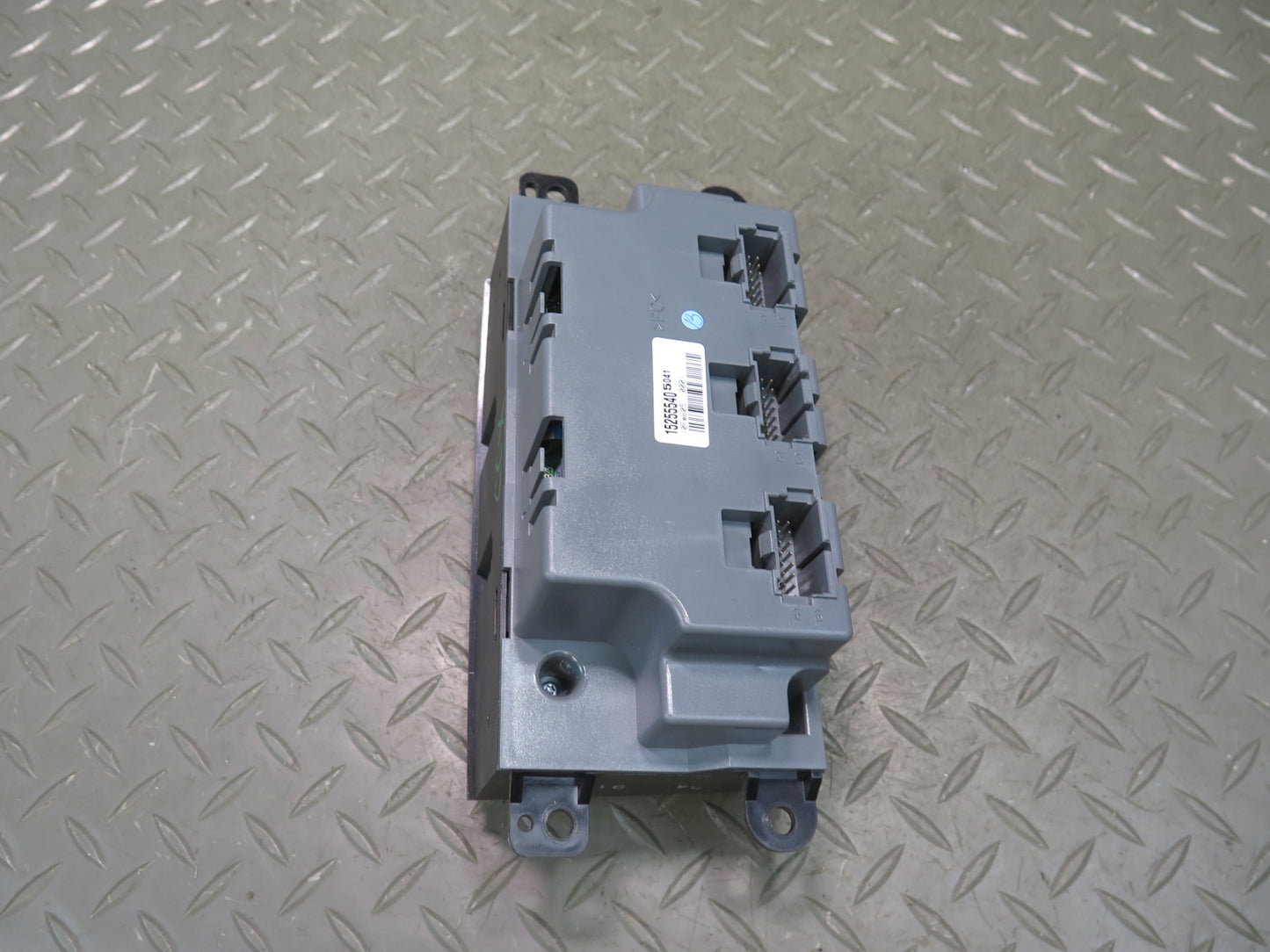 2004-2005 Cadillac XLR A/C Heater Climate Control Switch Panel 15255540