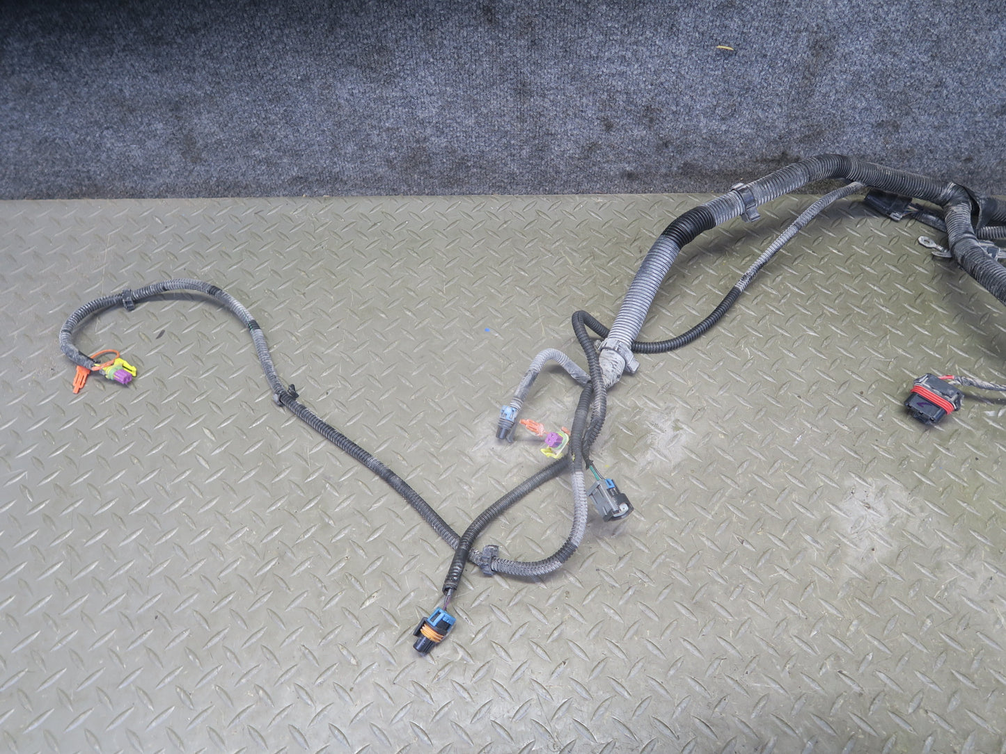 2005 Cadillac XLR 4.6L V8 Front Headlight Wire Wiring Harness 10378943