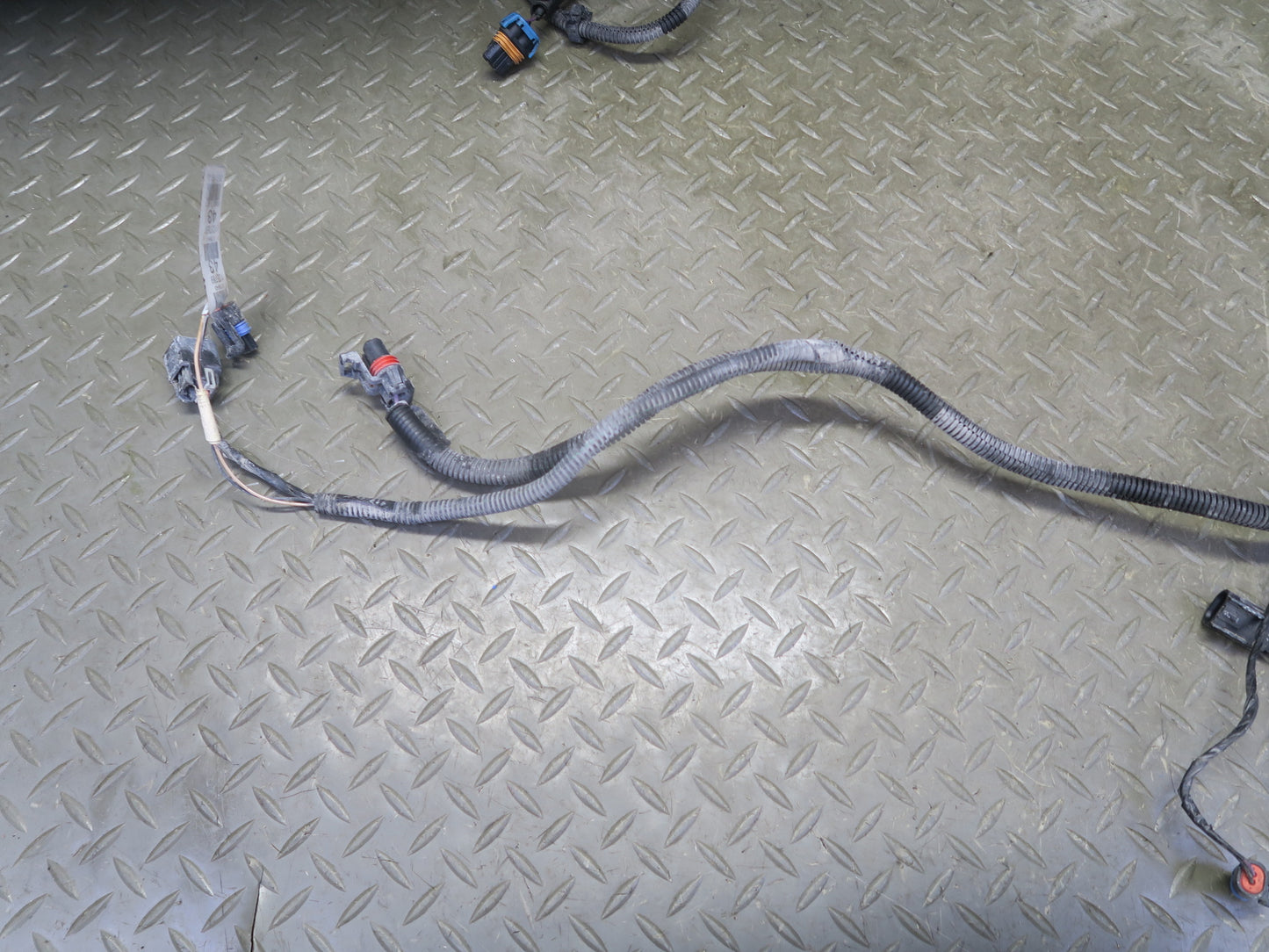 2005 Cadillac XLR 4.6L V8 Front Headlight Wire Wiring Harness 10378943