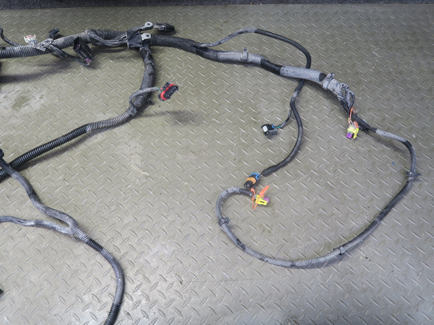 2005 Cadillac XLR 4.6L V8 Front Headlight Wire Wiring Harness 10378943
