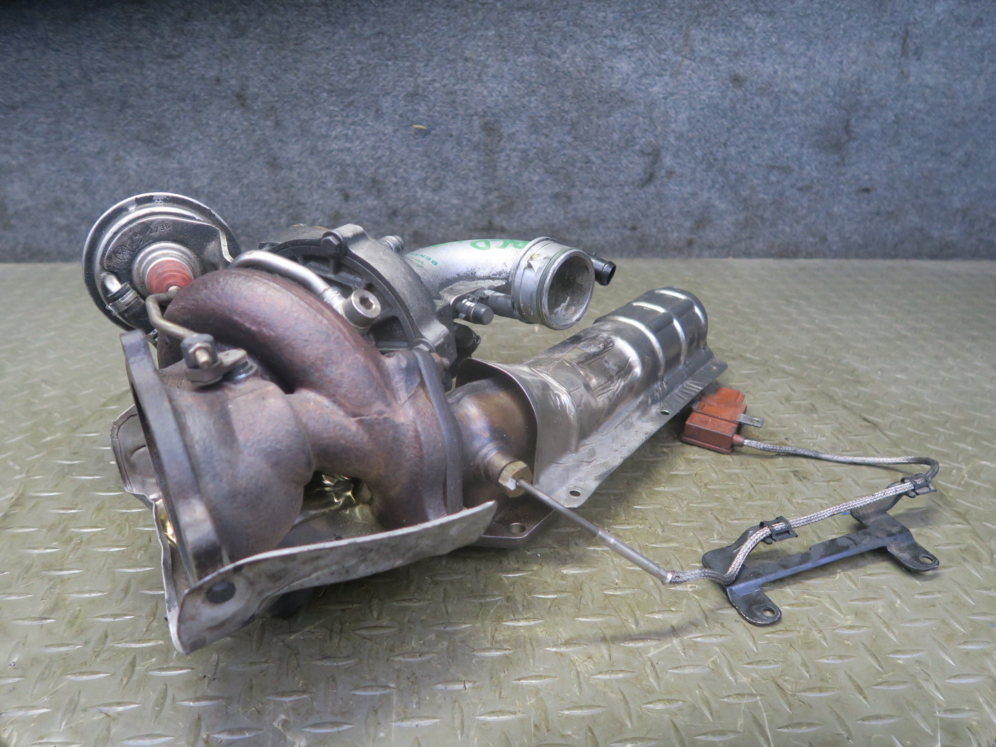 2006-2012 Bentley Flying Spur 6.0L W12 Engine Left Side Turbo Turbocharger