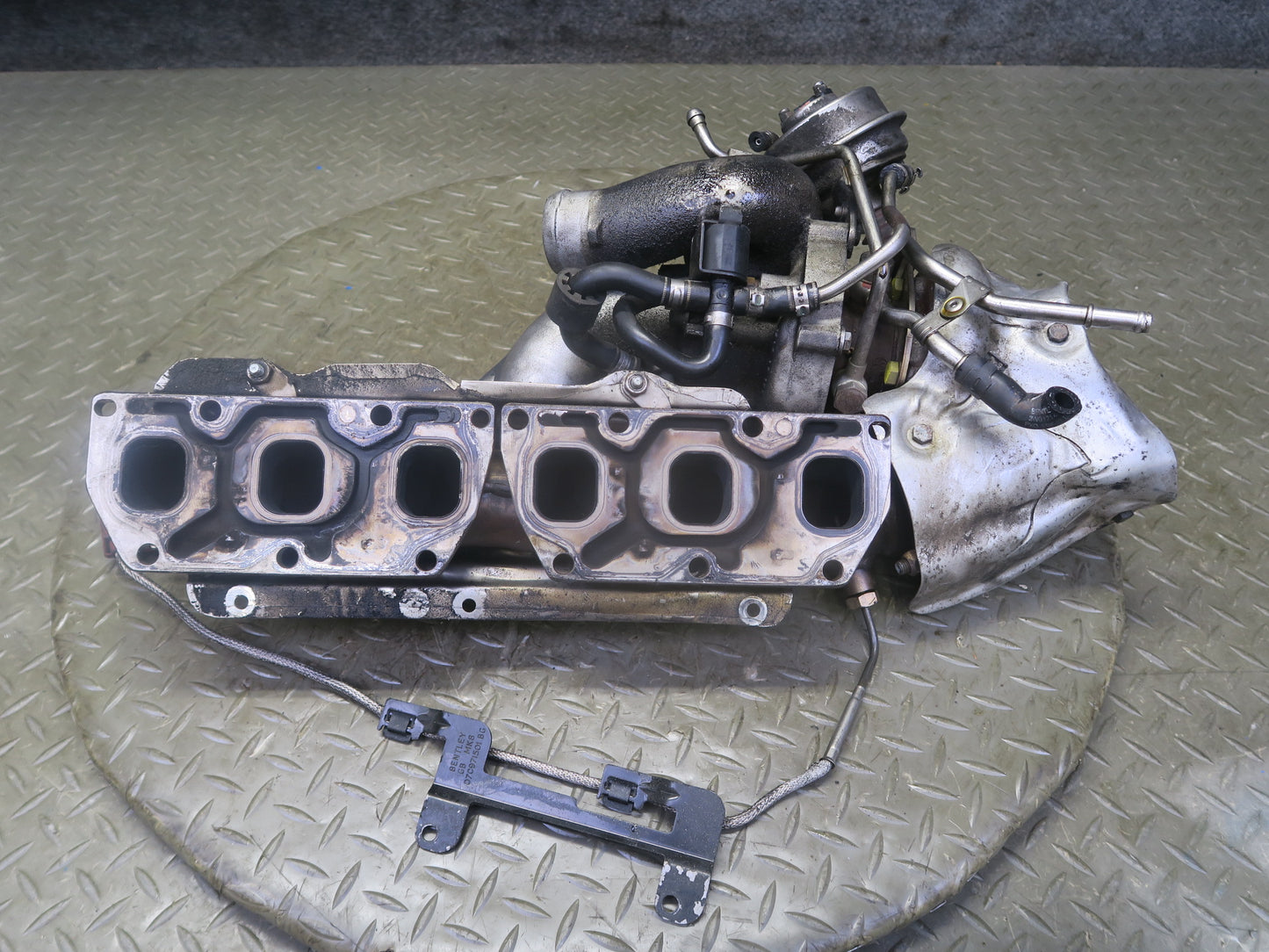 2006-2012 Bentley Flying Spur 6.0L W12 Engine Left Side Turbo Turbocharger