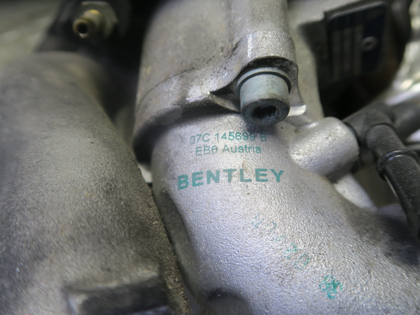 2006-2012 Bentley Flying Spur 6.0L W12 Engine Right Side Turbo Turbocharger