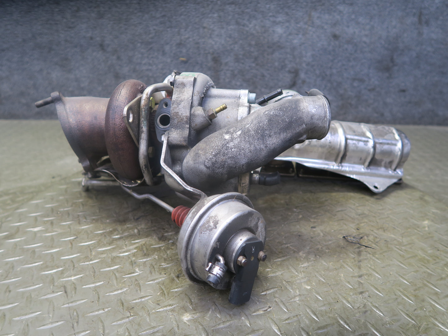 2006-2012 Bentley Flying Spur 6.0L W12 Engine Right Side Turbo Turbocharger
