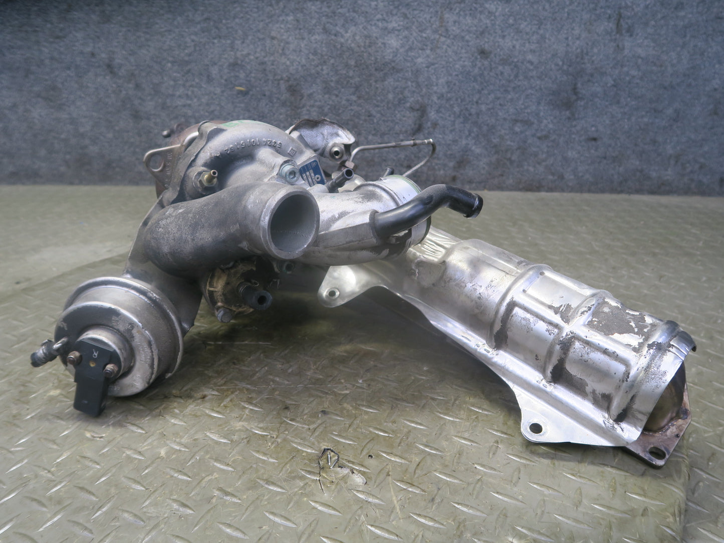 2006-2012 Bentley Flying Spur 6.0L W12 Engine Right Side Turbo Turbocharger