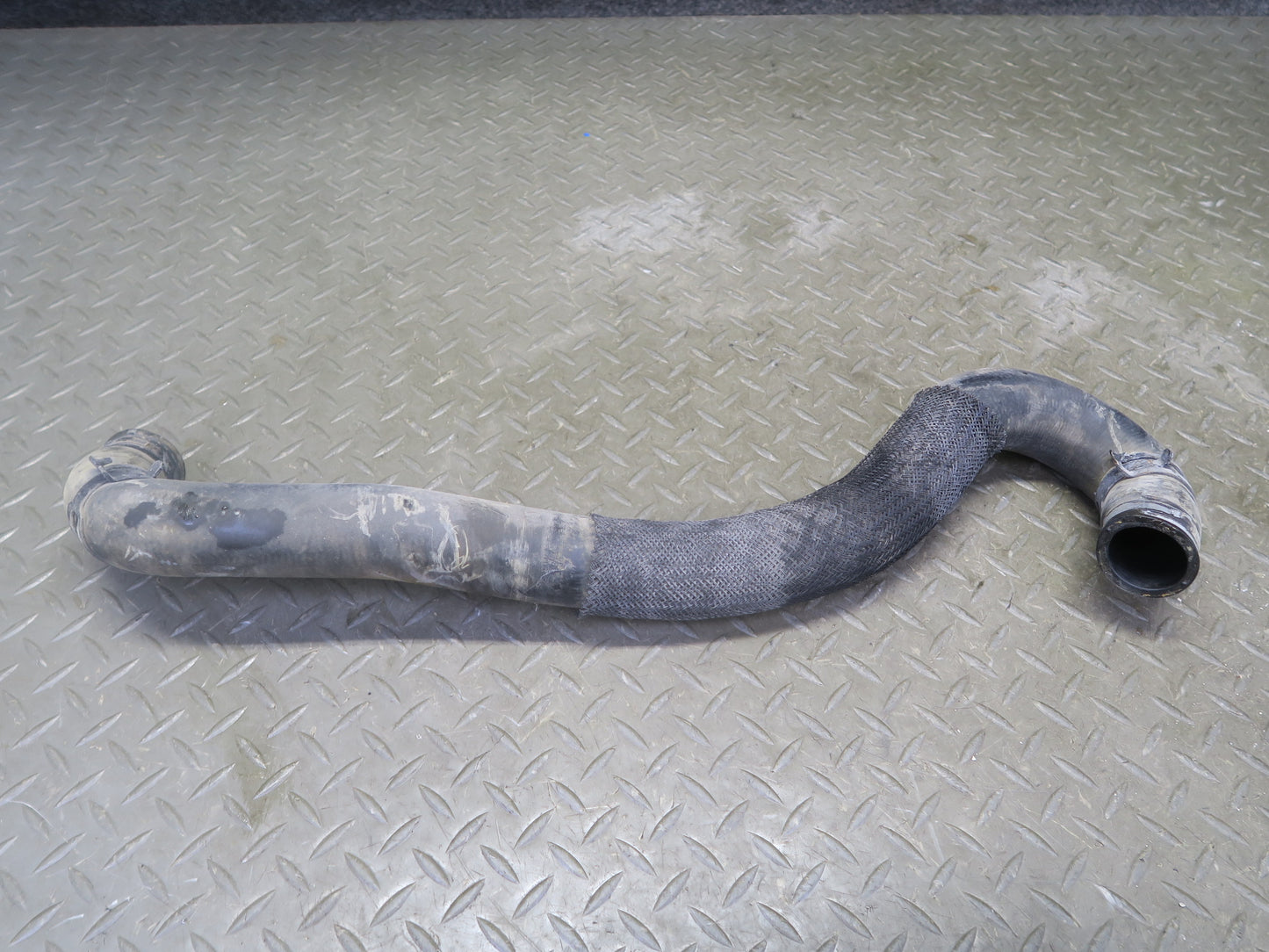 2004-2009 Cadillac XLR 4.6L V8 Engine Coolant Water Pipe Line Hose Tube Set