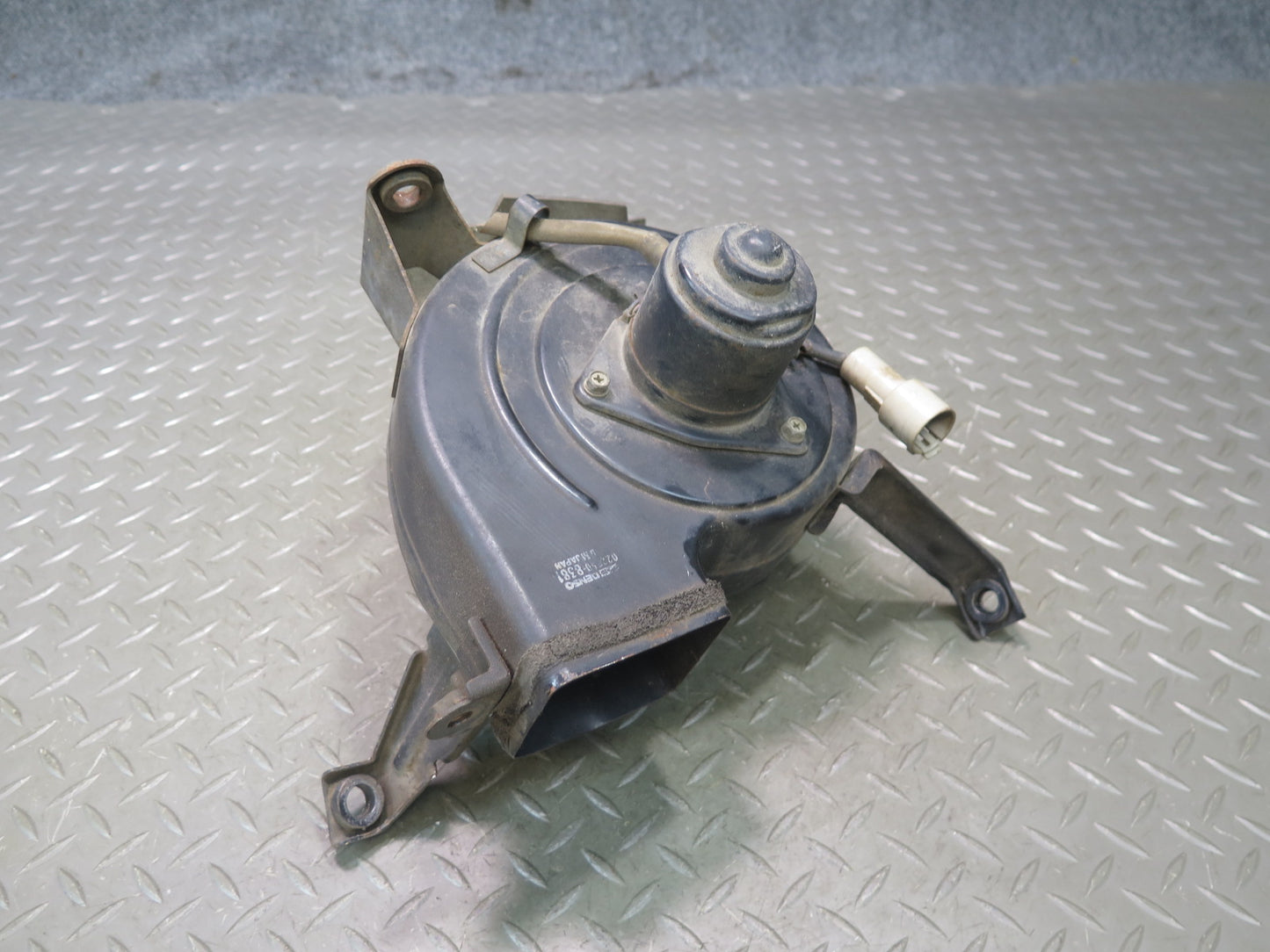 1991-1992 Toyota Land Cruiser FJ80 3FE Air Intake Blower Motor