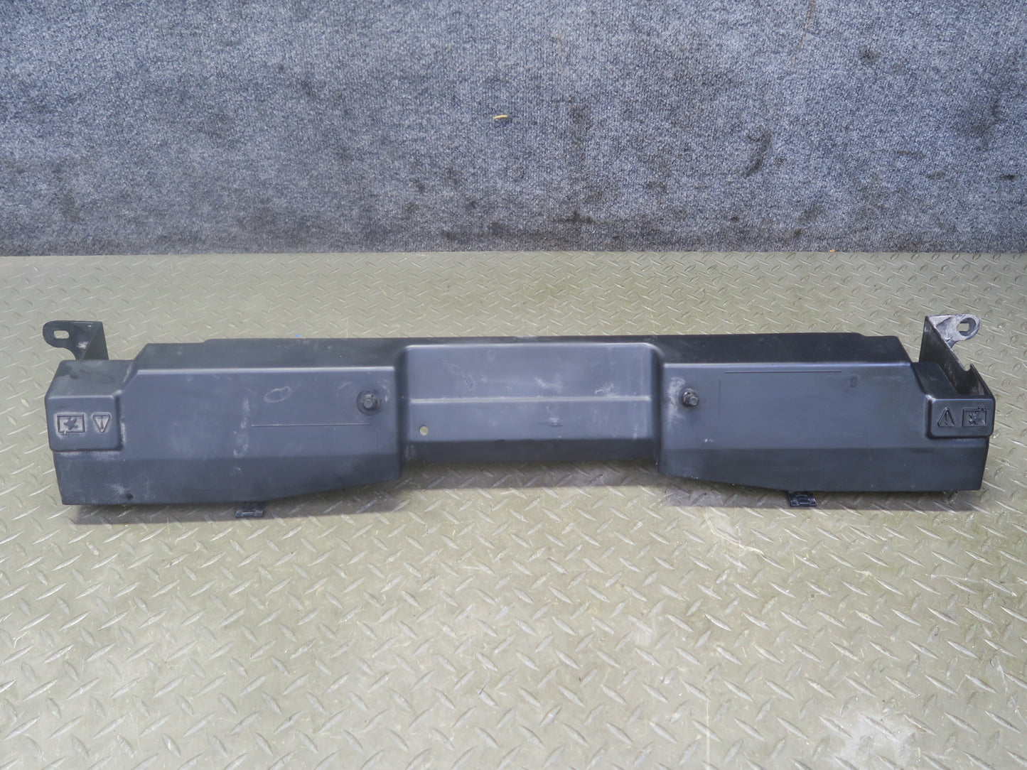 2004-2009 Cadillac XLR Front Upper Radiator Support Bracket Cover