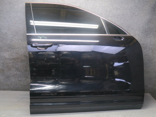 2011-2018 Porsche Cayenne 958 Front Right Door Black Shell Panel w Glass