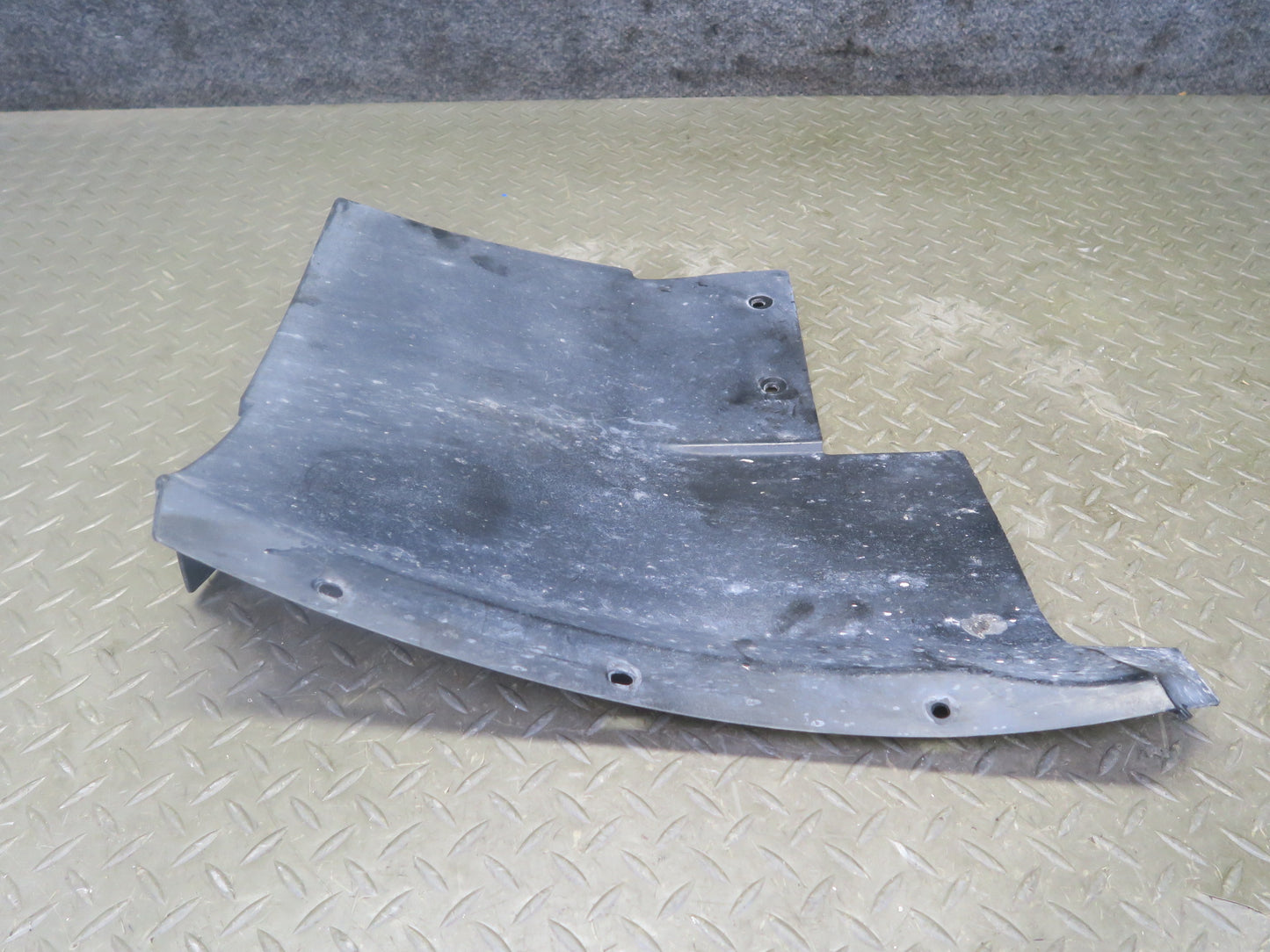 2004-2009 Cadillac XLR Front Right Fender Liner Wheel Splash Shield Guard
