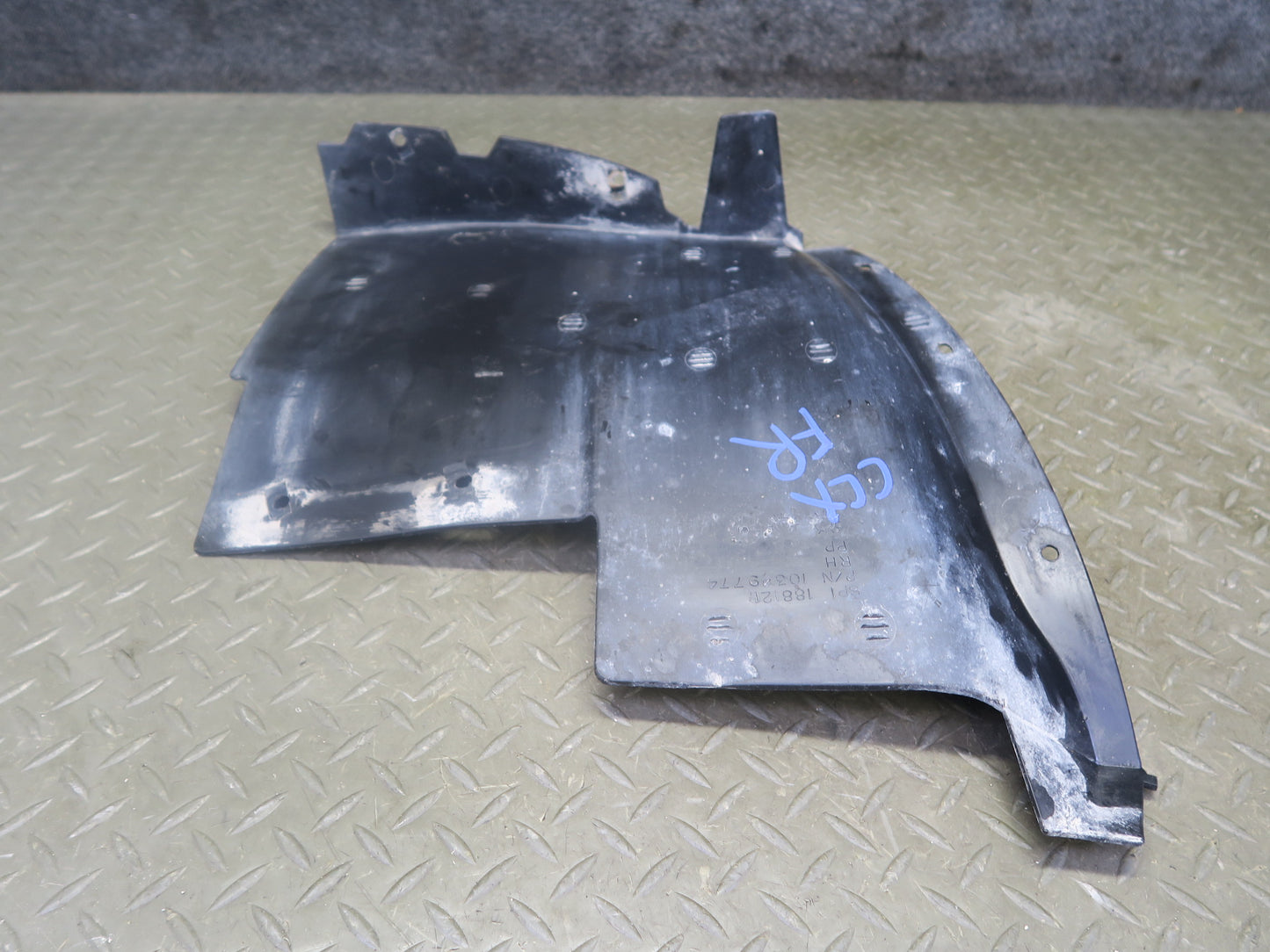 2004-2009 Cadillac XLR Front Right Fender Liner Wheel Splash Shield Guard