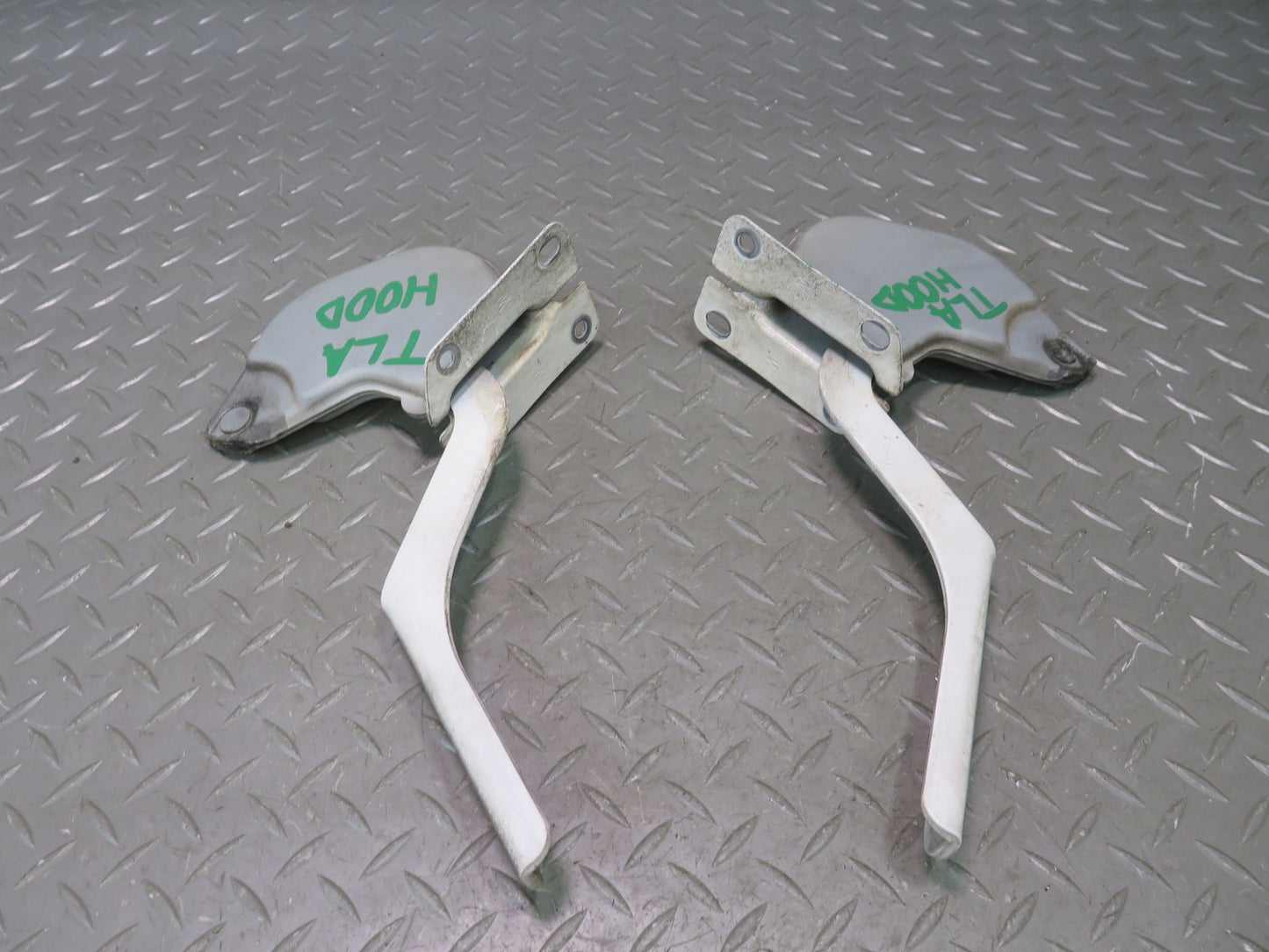 1991-1997 Toyota Land Cruiser FJ80 Front Left Right Hood Hinge White Set of 2