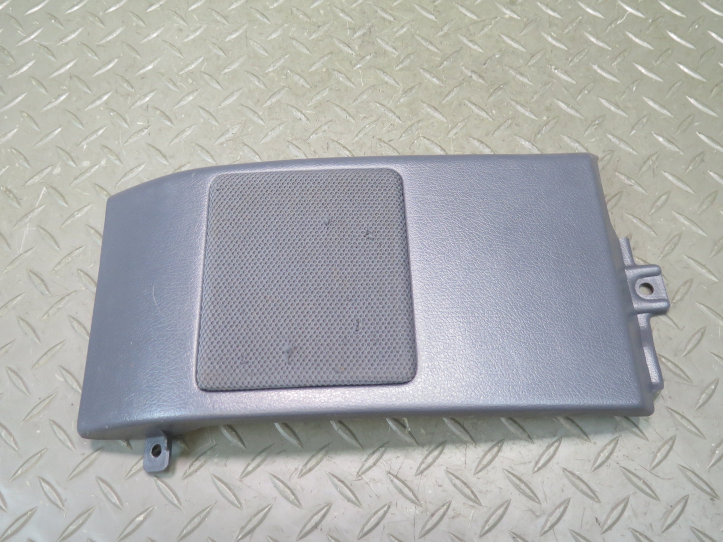 1991-1992 Toyota Land Cruiser FJ80 Front Right Side Dash Speaker Cover Gray